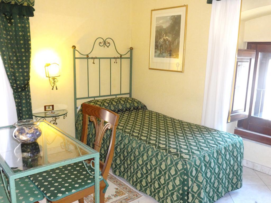קטאניה Hotel Centrale Europa חדר תמונה